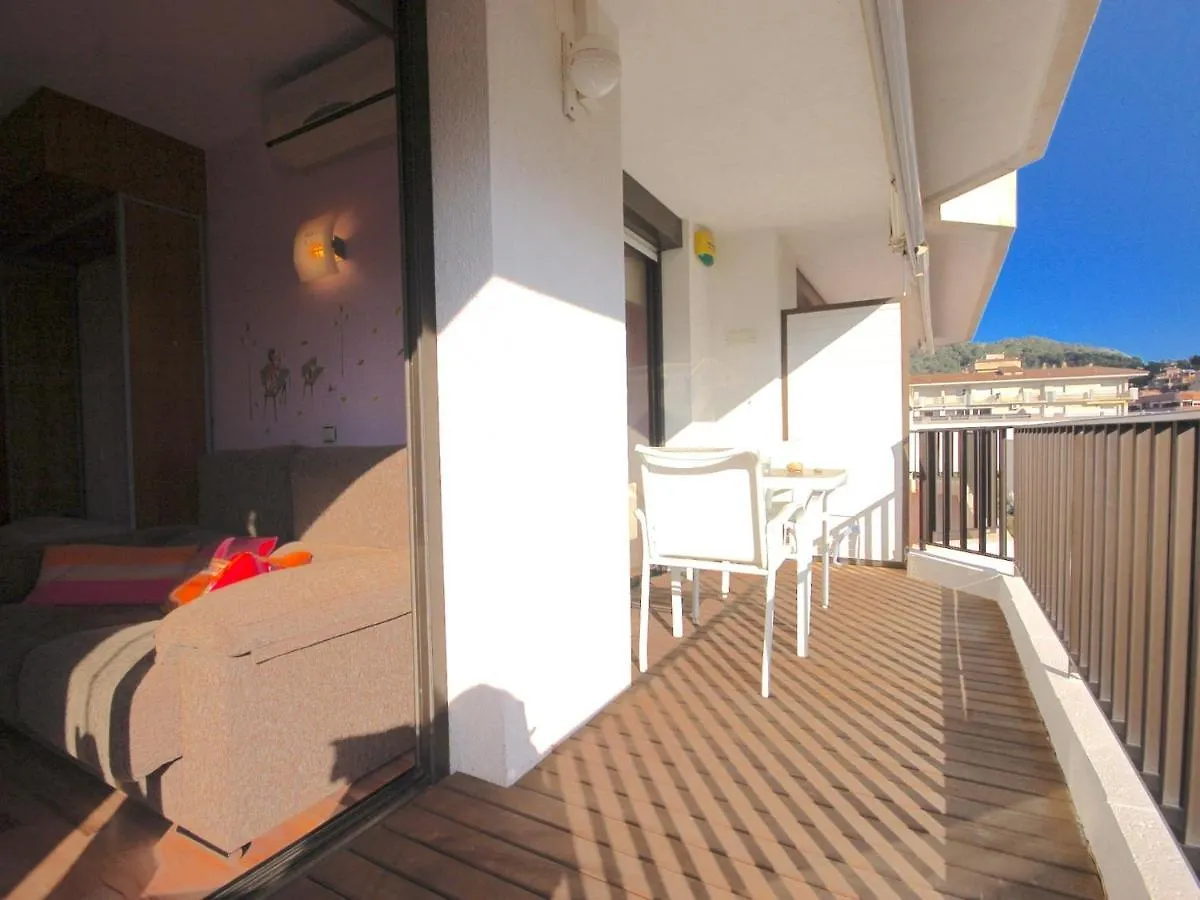 Lets Holidays Quiet Apartment With Pool In Tossa Тосса-де-Мар Испания